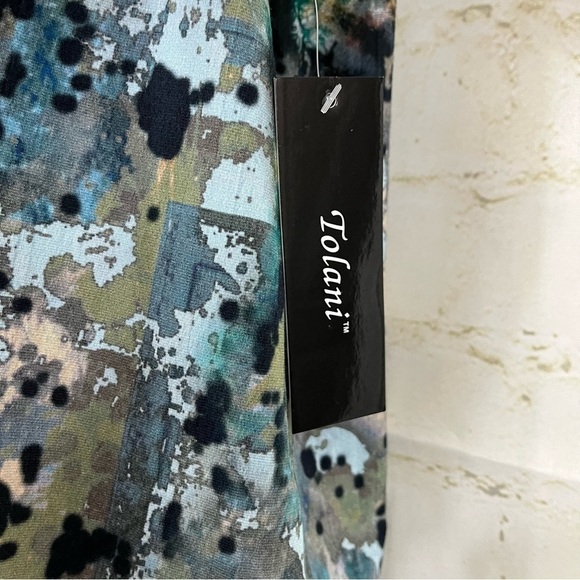 Tolani Karma Black Abstract 3/4 Sleeve Open Cardigan - Picture 11 of 13